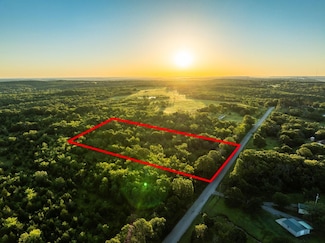 6 S 1080 Rd, Henryetta, OK 74437