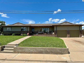 602 E 6th St, Pratt, KS 67124