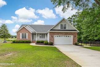 1171 S Shore Dr, Southport, NC 28461