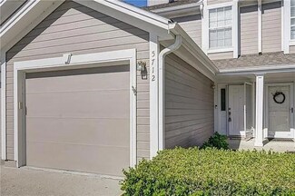 5712 NW Moonlight Meadow Ct, Lees Summit, MO 64064