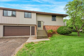 1242 14th St N, Saint Cloud, MN 56303