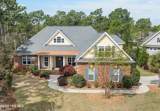 2761 Cherry Bark Cir, Saint James, NC 28461