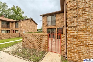 721 Coventry Ln, Florence, SC 29501