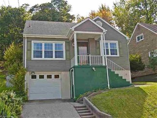 139 Grimm Way, Weirton, WV 26062
