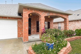 1954 Wildlife Dr, Baton Rouge, LA 70816