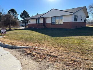 321 Lake St, Grand Island, NE 68801