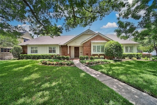 12402 Pinerock Ln, Houston, TX 77024