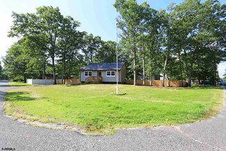 441 S Tulip Ave, Galloway, NJ 08205