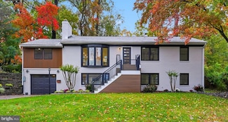 6434 Woodville Dr, Falls Church, VA 22044