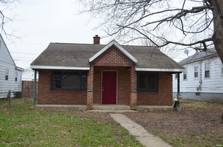 1116 E 13th St, Muncie, IN 47302