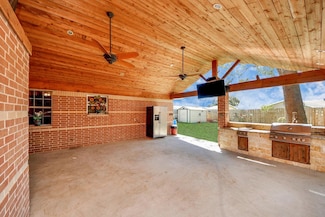 9926 Caffrey St, Houston, TX 77075