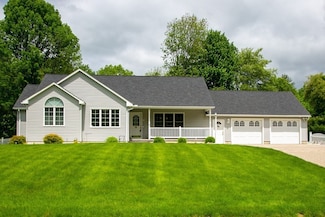 15 Holly Cir, Easthampton, MA 01027