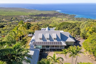 82-5957 Wakida Dr, Captain Cook, HI 96704