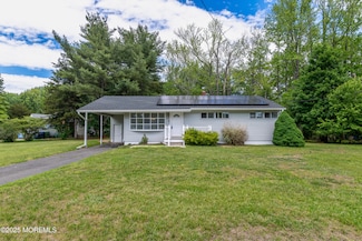 5 Jeanne Dr, Neptune, NJ 07753