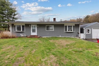 45 Chellis St, White River Junction, VT 05001