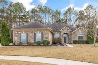 142 Autumn Cove Dr, Madison, AL 35756