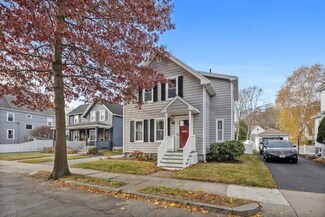 37 Emerson St, Wakefield, MA 01880