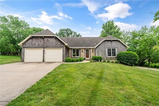 20129 W 112th Cir, Olathe, KS 66061