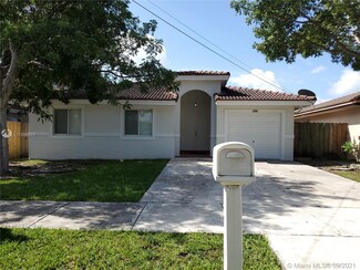 12266 SW 216th St, Miami, FL 33170
