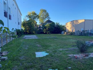 1228 W 17th St, Houston, TX 77008
