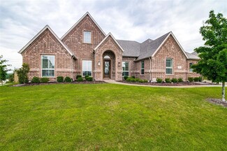 702 Lazy Brooke Dr, Rockwall, TX 75087
