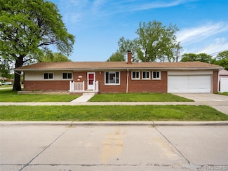 23400 Marlow St, Oak Park, MI 48237