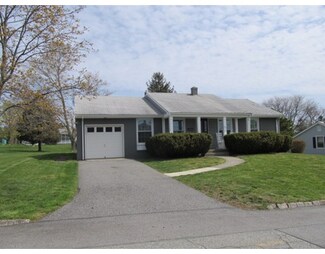210 Sullivan Ave, Somerset, MA 02725