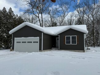 326 S Dangl Rd, Muskegon, MI 49442