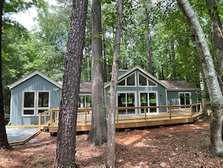 102 Pebble Ct, Chapel Hill, NC 27516