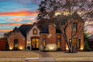 5800 Eastman Dr, Plano, TX 75093