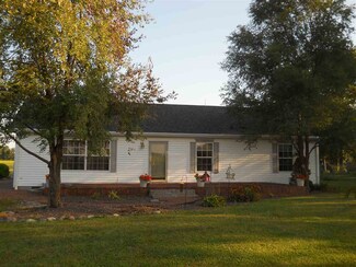6520 W County Road 400 N, Royal Center, IN 46978
