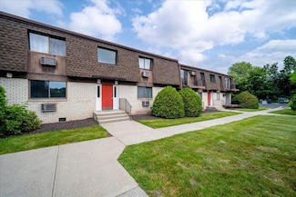 1109 Cherry Hill Dr, Poughkeepsie, NY 12603