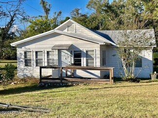 7966 Old Spanish Trail, Sneads, FL 32460