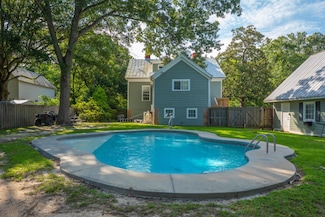 406 S Gum St, Summerville, SC 29483