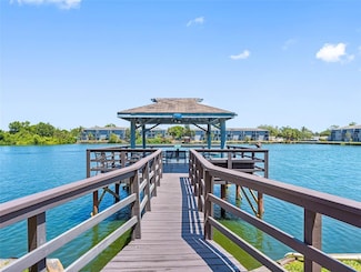 11485 Oakhurst Rd Unit 312, Largo, FL 33774
