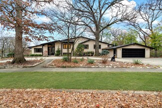 937 Anne Rd, Naperville, IL 60540