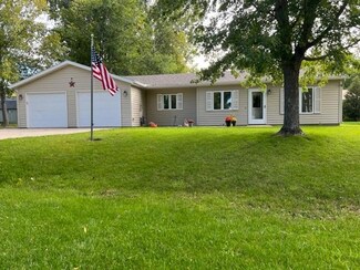 112 Rolling Oaks Ln, Darwin, MN 55324