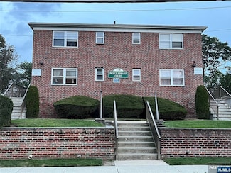 274 Park St Unit 2, Hackensack, NJ 07601
