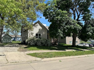 609 N Mulberry St, Maryville, MO 64468