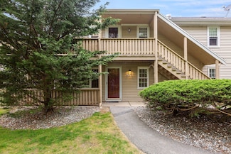 1029 Iyannough Rd Unit 9B, Hyannis, MA 02601