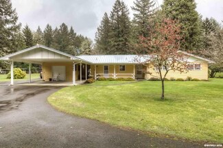 45965 Oak St, Lyons, OR 97358
