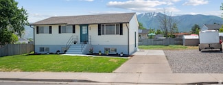 686 Tomahawk Dr, Payson, UT 84651