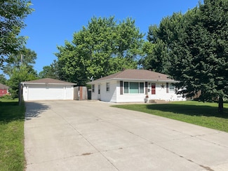 8412 4th Ave S, Bloomington, MN 55420