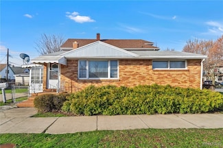 121 Stevenson St, Buffalo, NY 14220