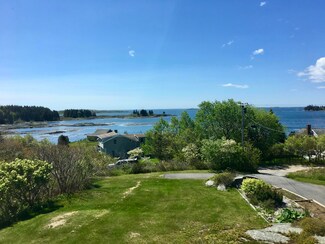 80 York Rd, Vinalhaven, ME 04863