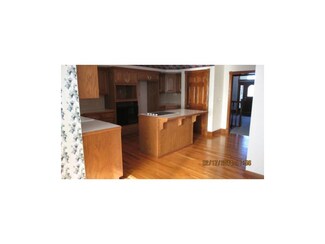 30945 Explorers Trail, De Soto, KS 66018