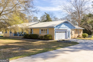 85 Beverly Ln, Thomaston, GA 30286