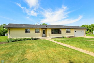16605 14th St NE, Buxton, ND 58218