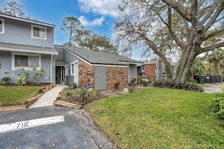 716 Saint Matthew Cir, Altamonte Springs, FL 32714