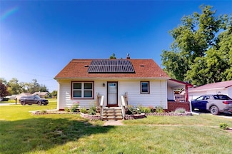 6465 NW 56th St, Johnston, IA 50131